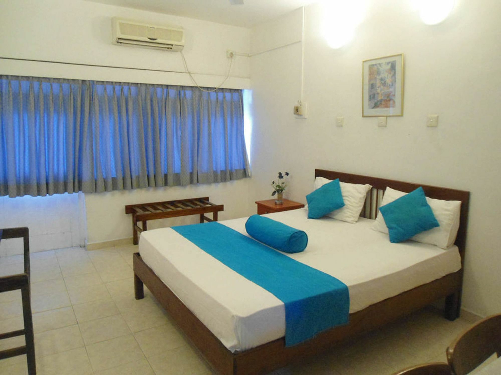 Ranveli Beach Resort Dehiwala-Mont Lavinia Extérieur photo